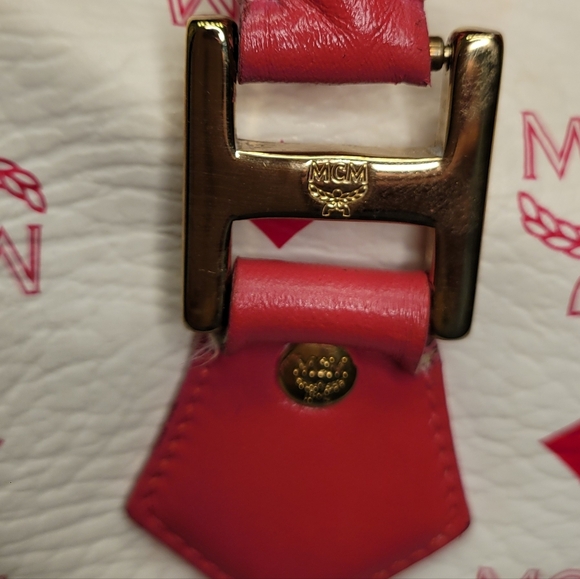 MCM Vicetos Princess Lioness Boston Leather & Suede Bag EUC - Picture 5 of 12